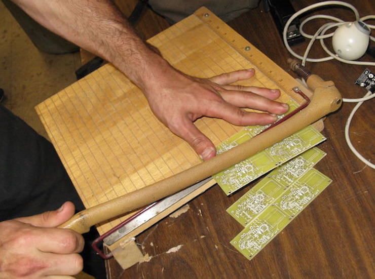 电路板切割与处理工具准备